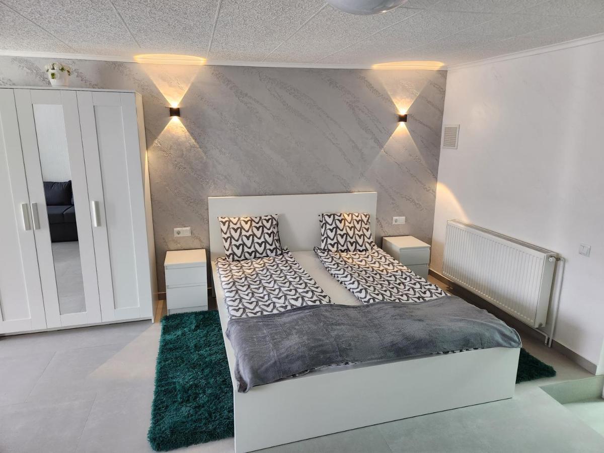 Apartament Dada Сигишоара Экстерьер фото